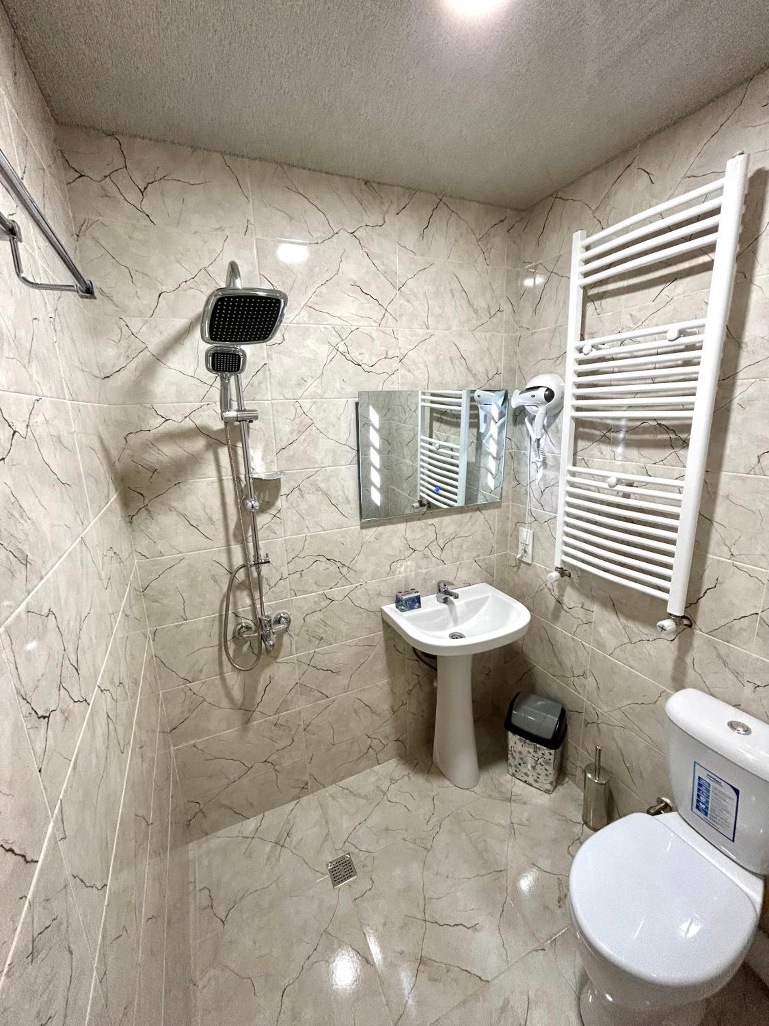 Dandelion Hotel Gudauri Ganisi Екстериор снимка