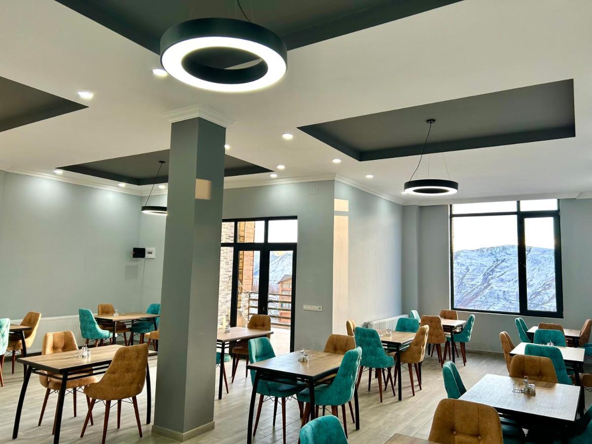 Dandelion Hotel Gudauri Ganisi Екстериор снимка
