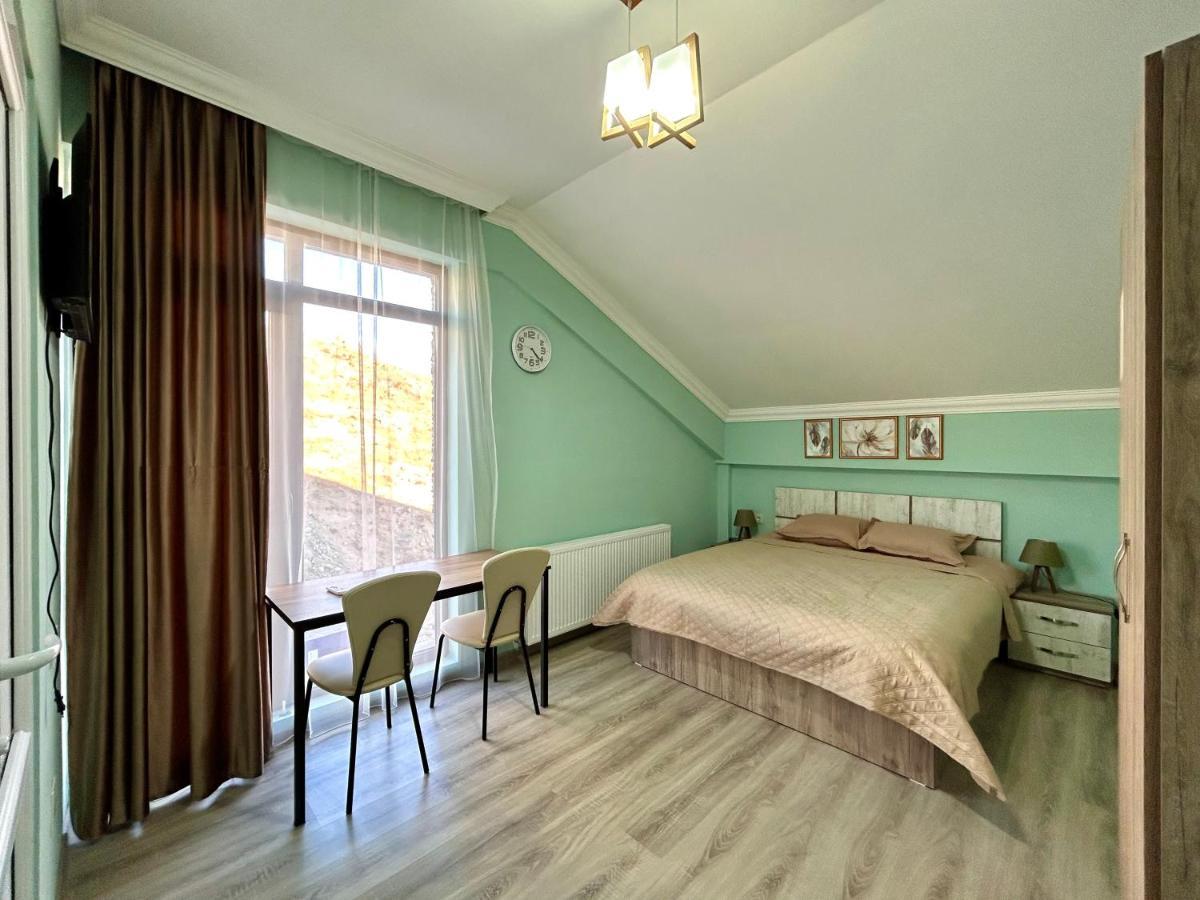 Dandelion Hotel Gudauri Ganisi Екстериор снимка