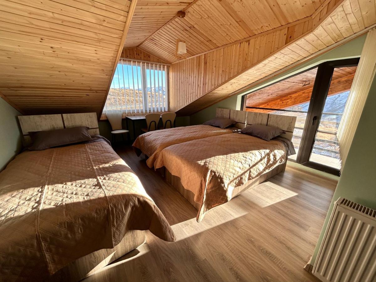 Dandelion Hotel Gudauri Ganisi Екстериор снимка