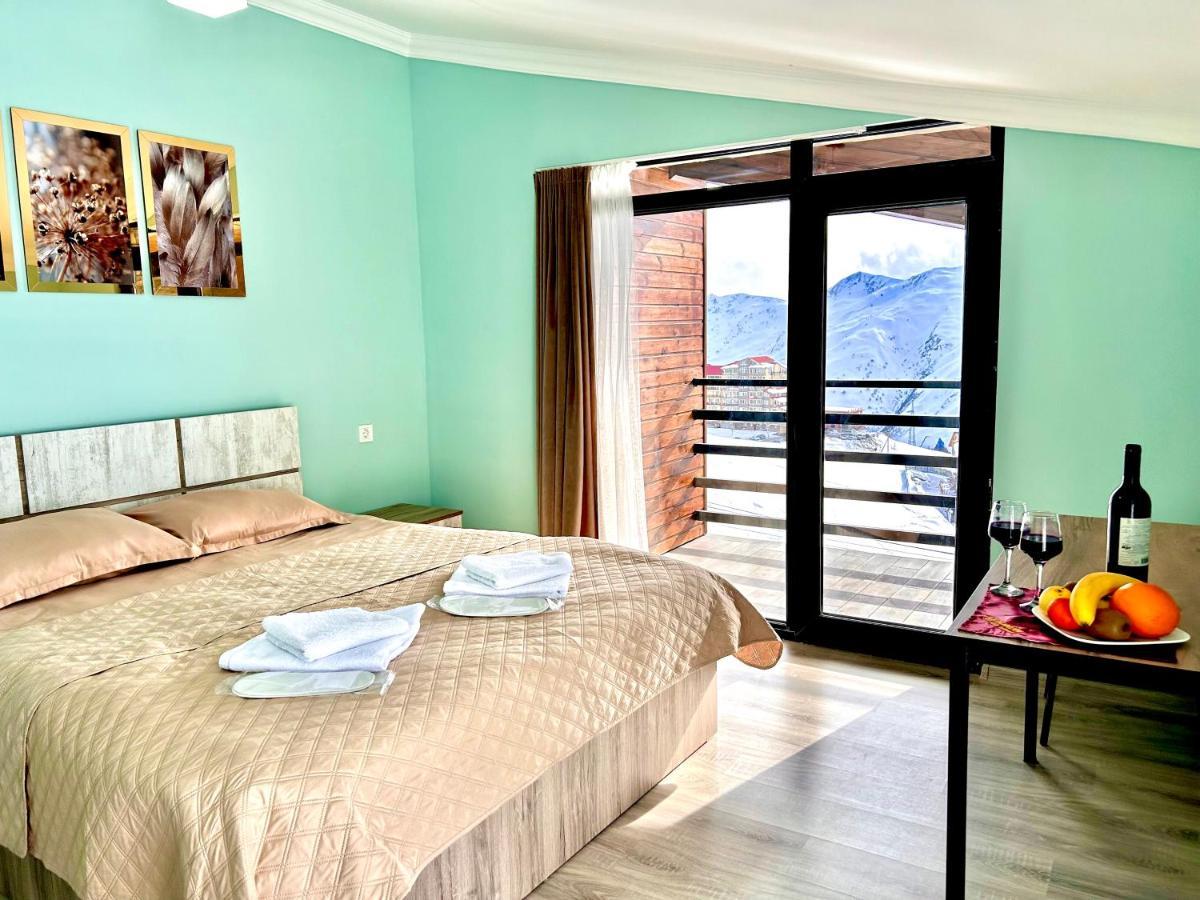 Dandelion Hotel Gudauri Ganisi Екстериор снимка